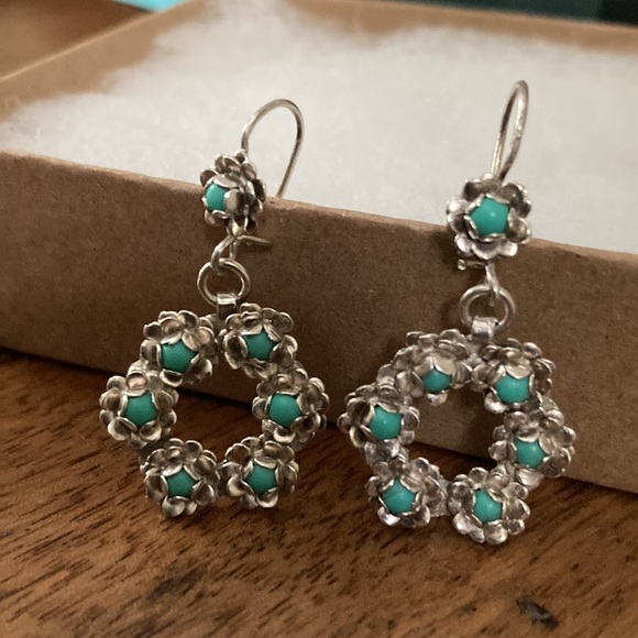 Vintage Sleeping Beauty - Picture 9 of 10